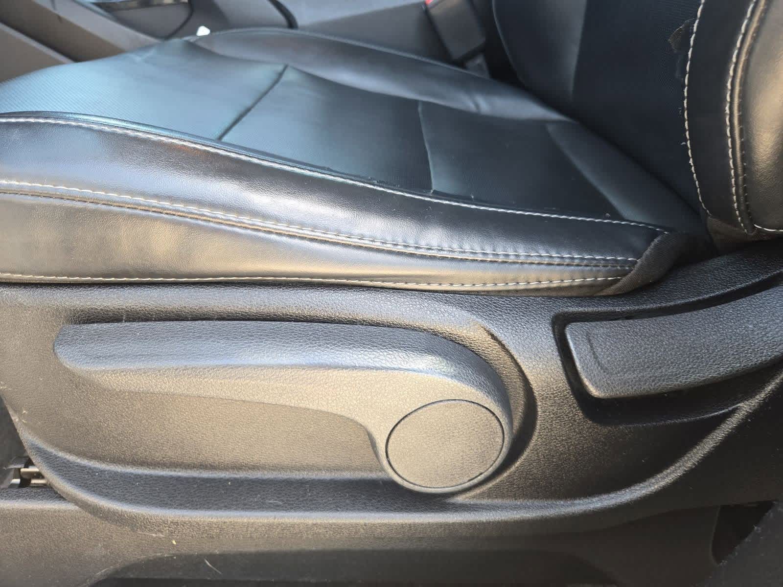 Thumbnail: 2021 Kia Telluride - 15