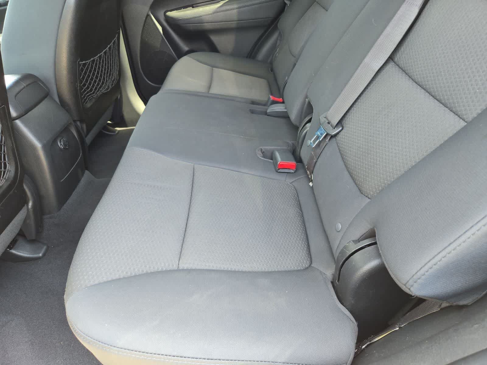 Thumbnail: 2013 Kia Sorento - 17