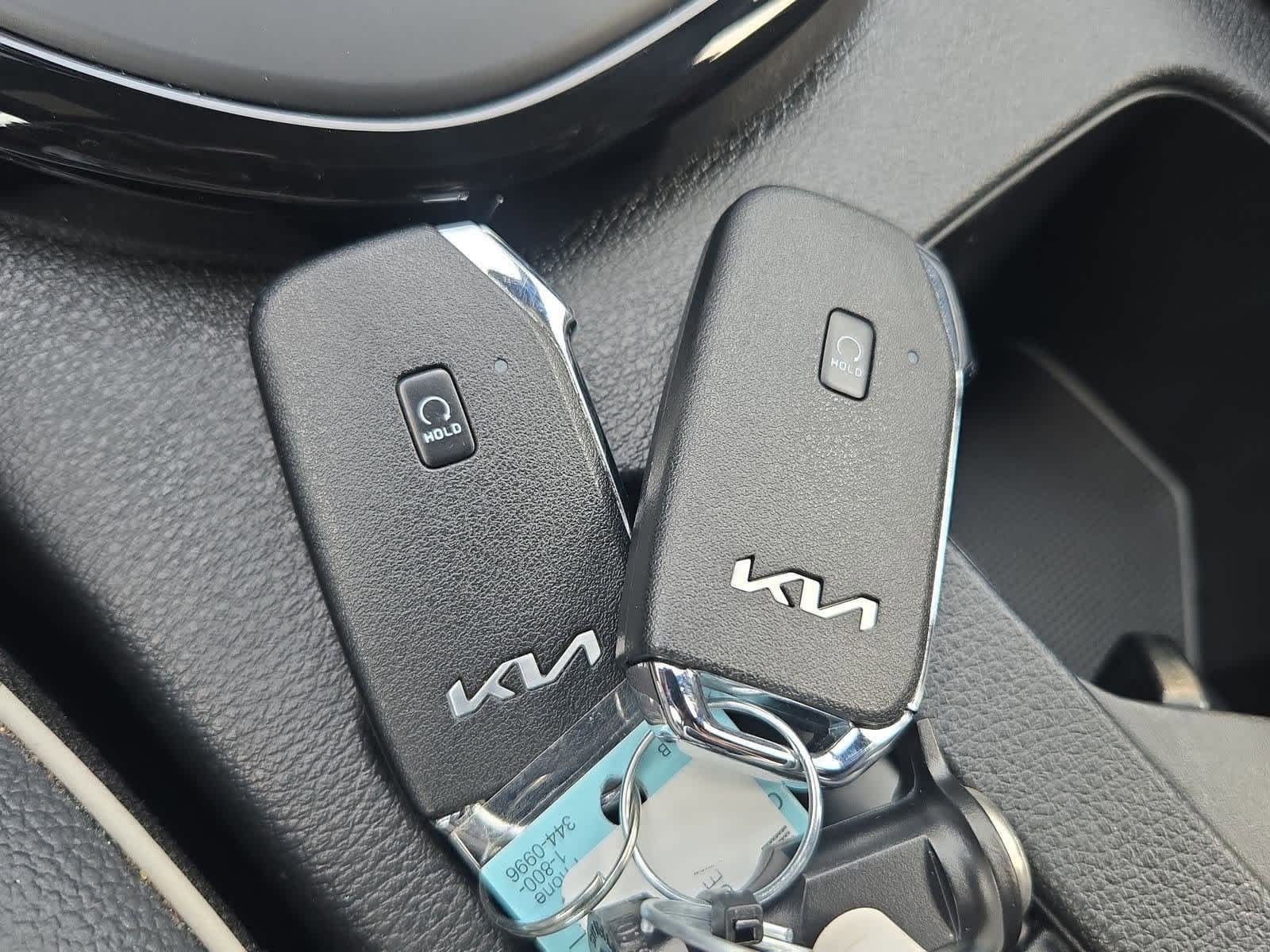 Thumbnail: 2023 Kia Forte - 37