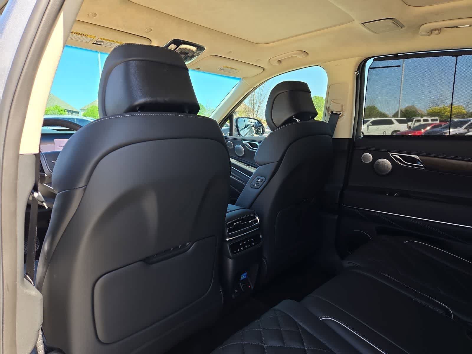 Thumbnail: 2025 Genesis GV80 - 16