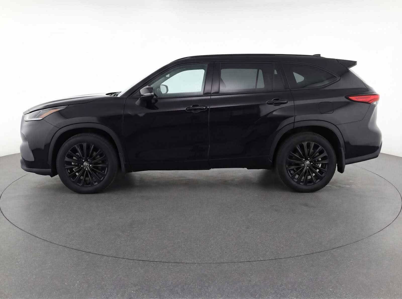 Thumbnail: 2025 Toyota Highlander - 6