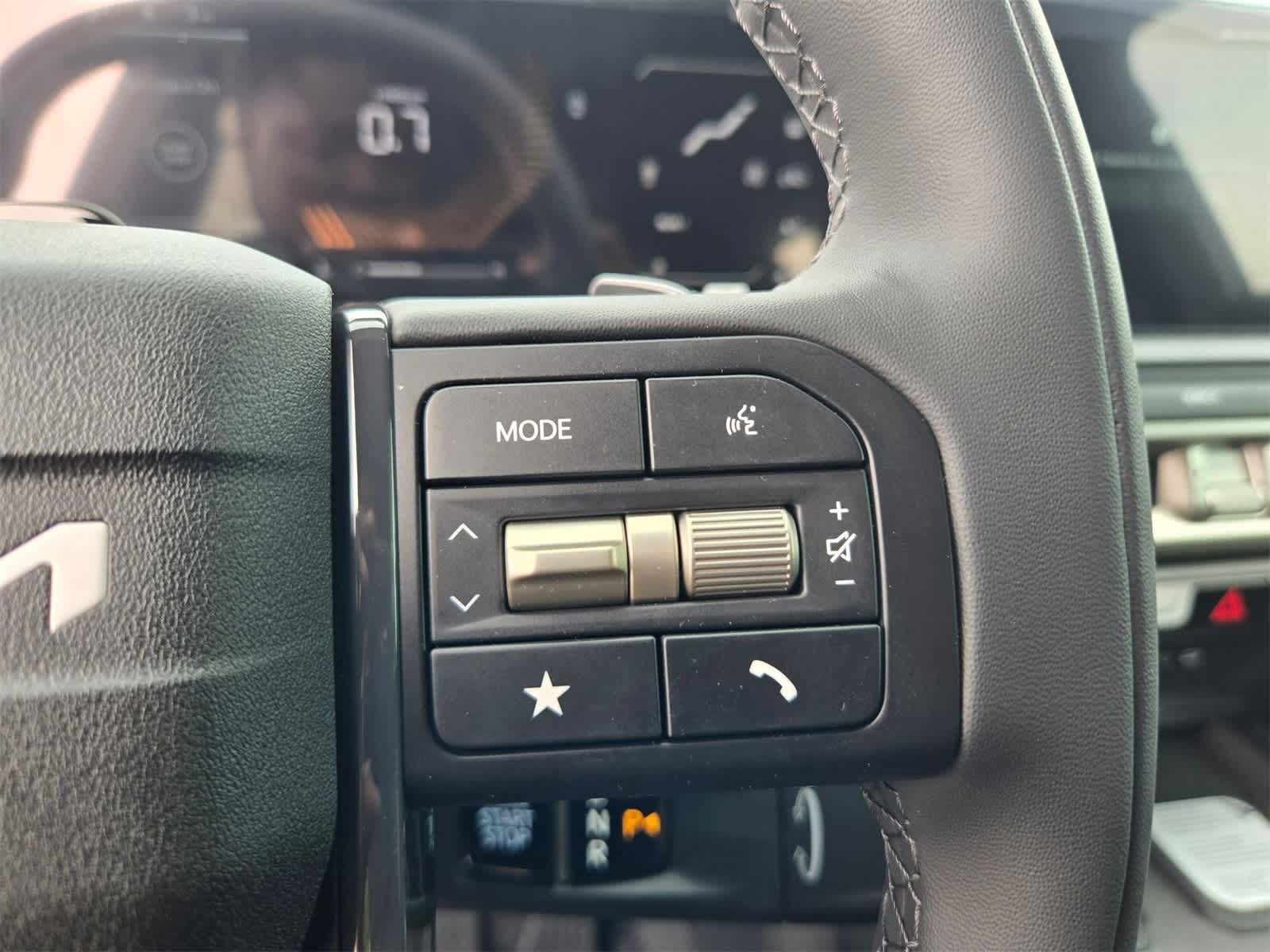 Thumbnail: 2027 Kia Telluride - 26