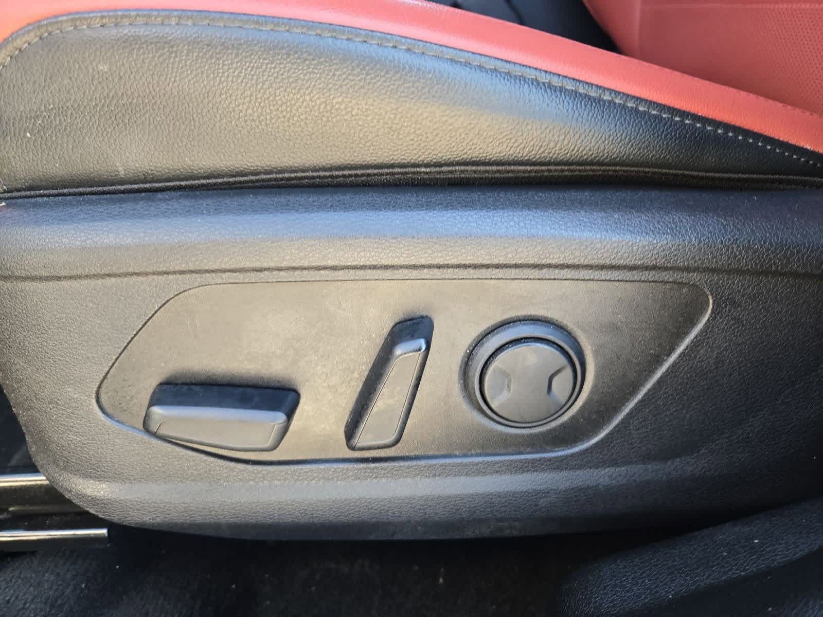 Thumbnail: 2023 Kia Sportage - 16