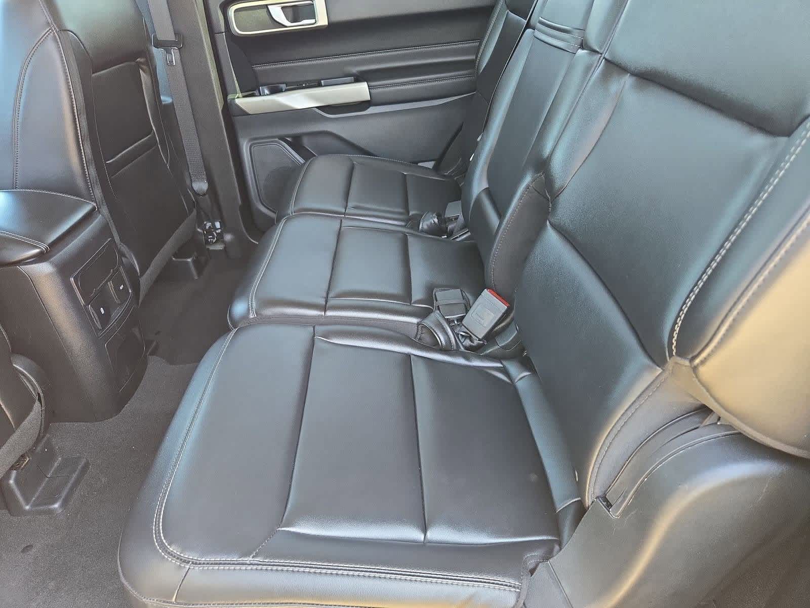 Thumbnail: 2023 Ford Explorer - 17