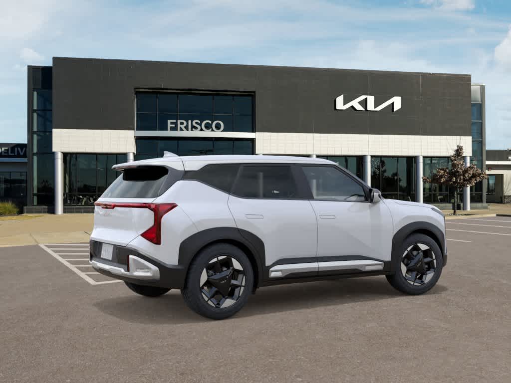 Thumbnail: 2027 Kia Seltos - 6