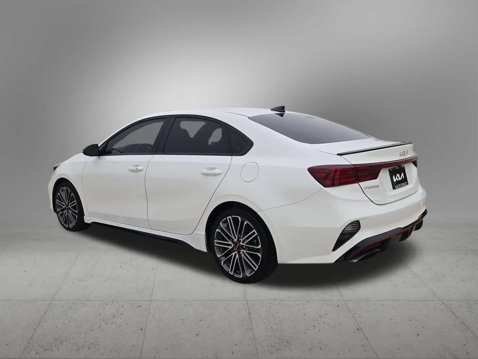 Thumbnail: 2023 Kia Forte - 4