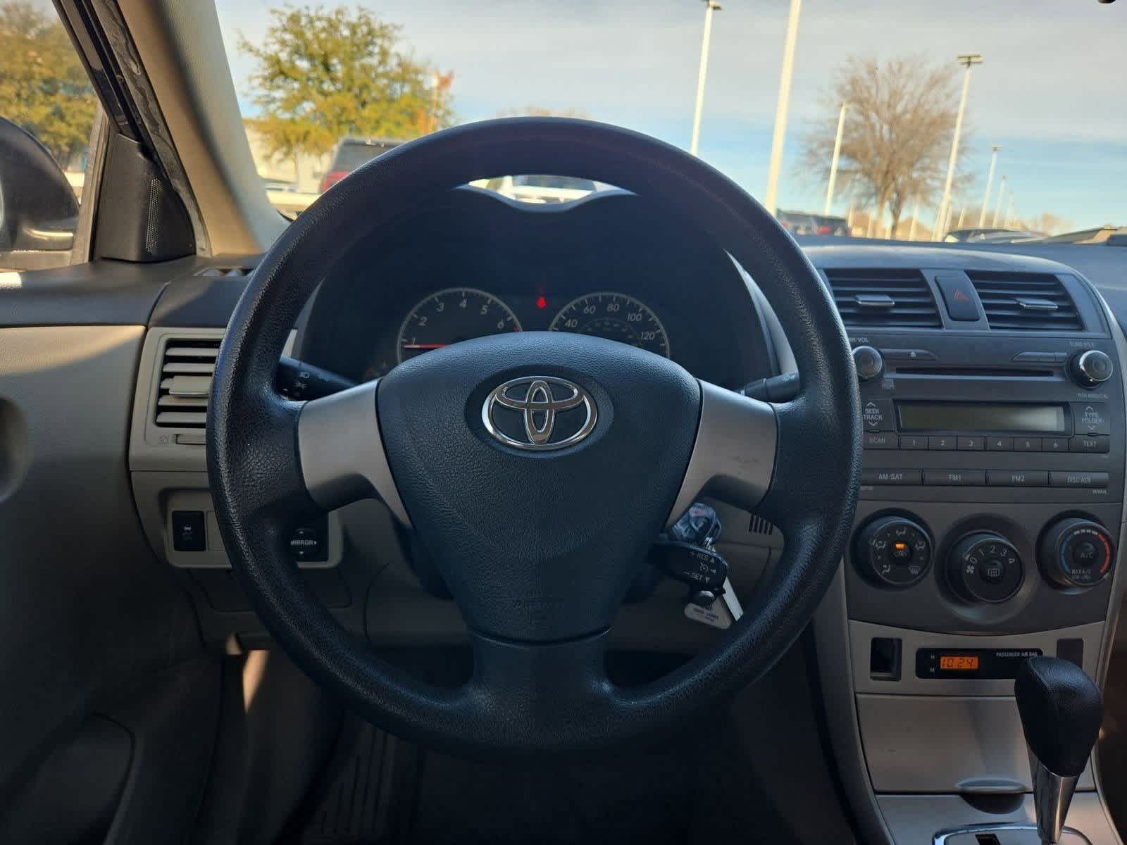 Thumbnail: 2011 Toyota Corolla - 21