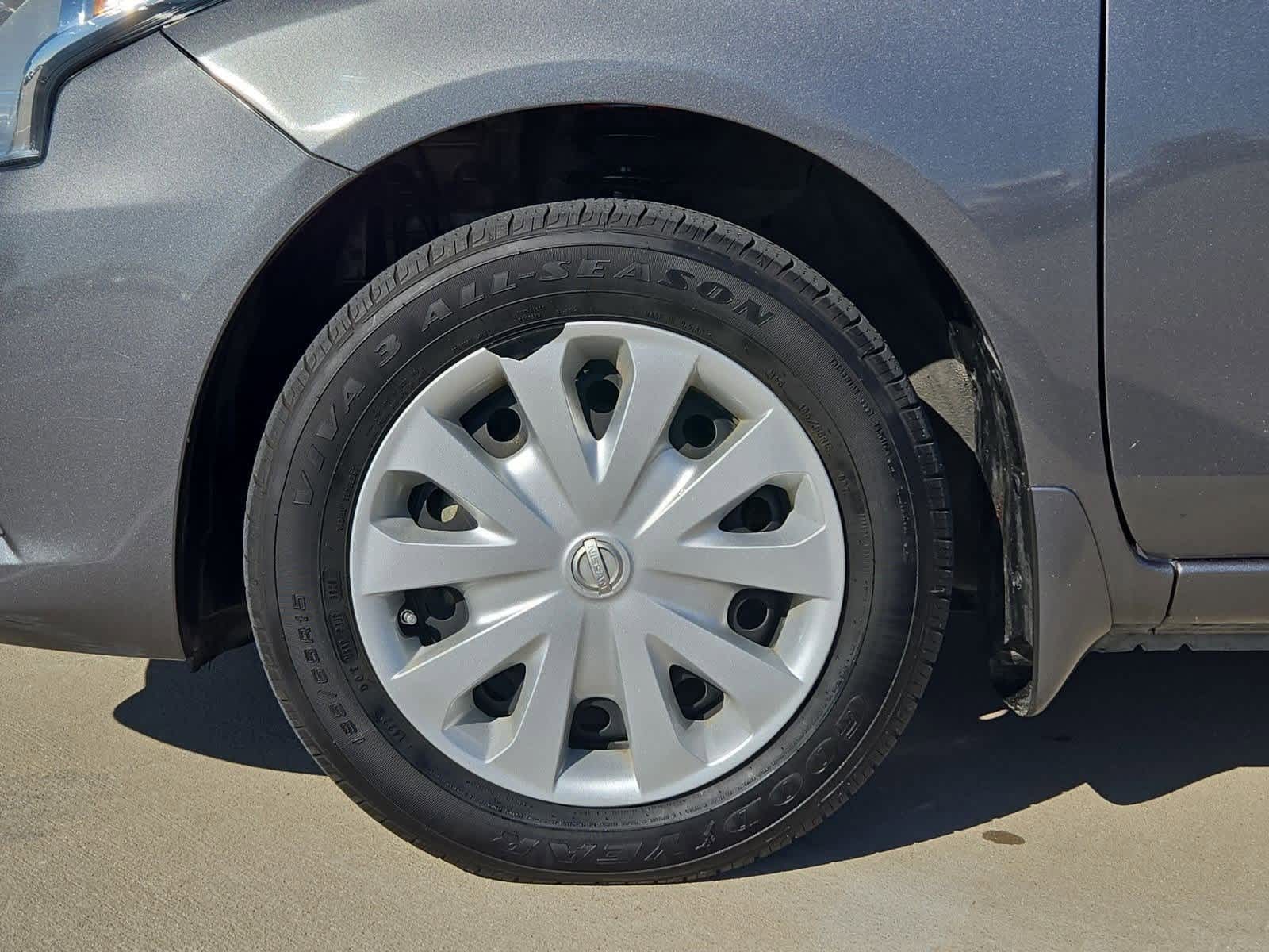 Thumbnail: 2016 Nissan Versa - 12