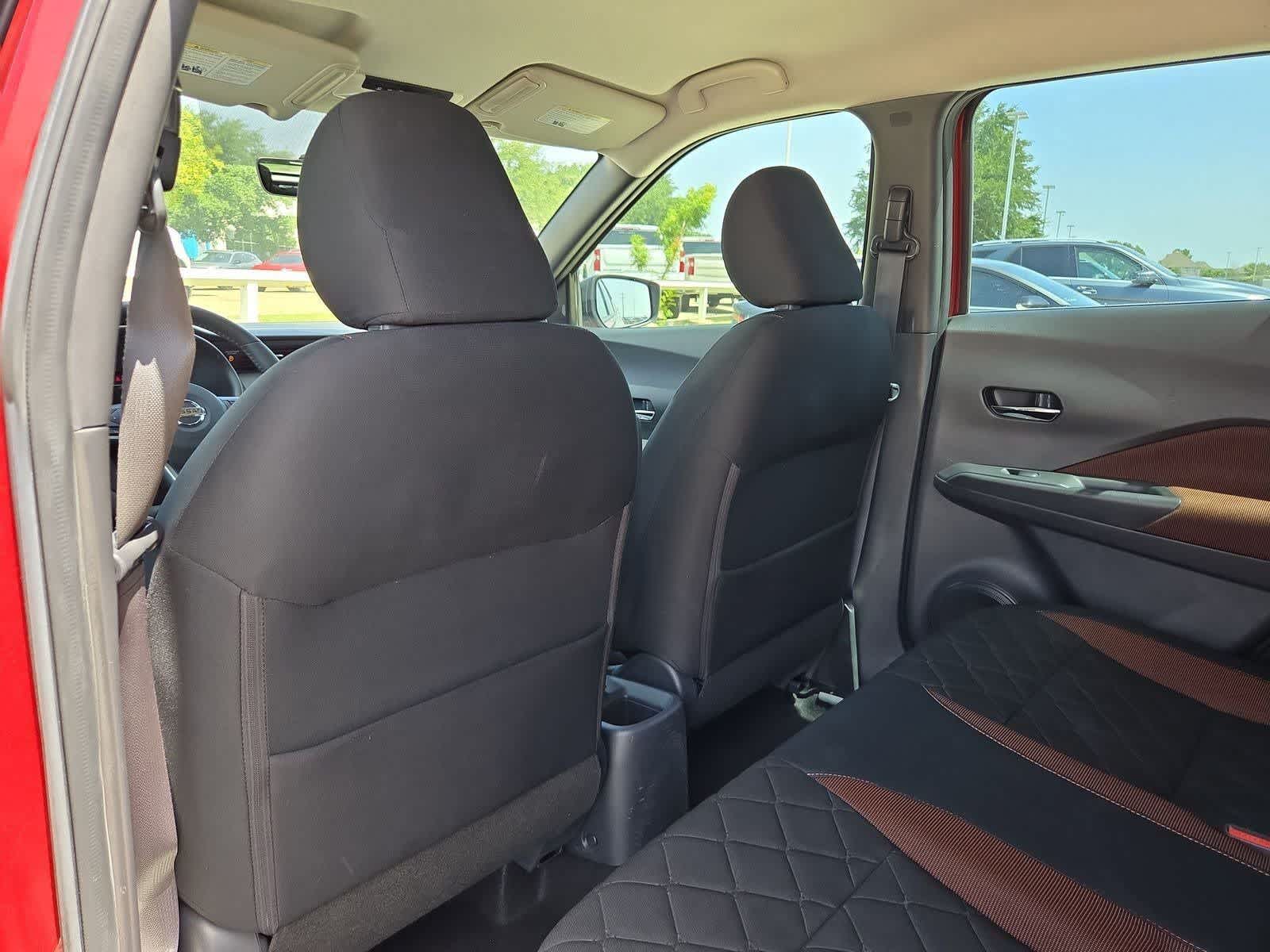 Thumbnail: 2018 Nissan Kicks - 16