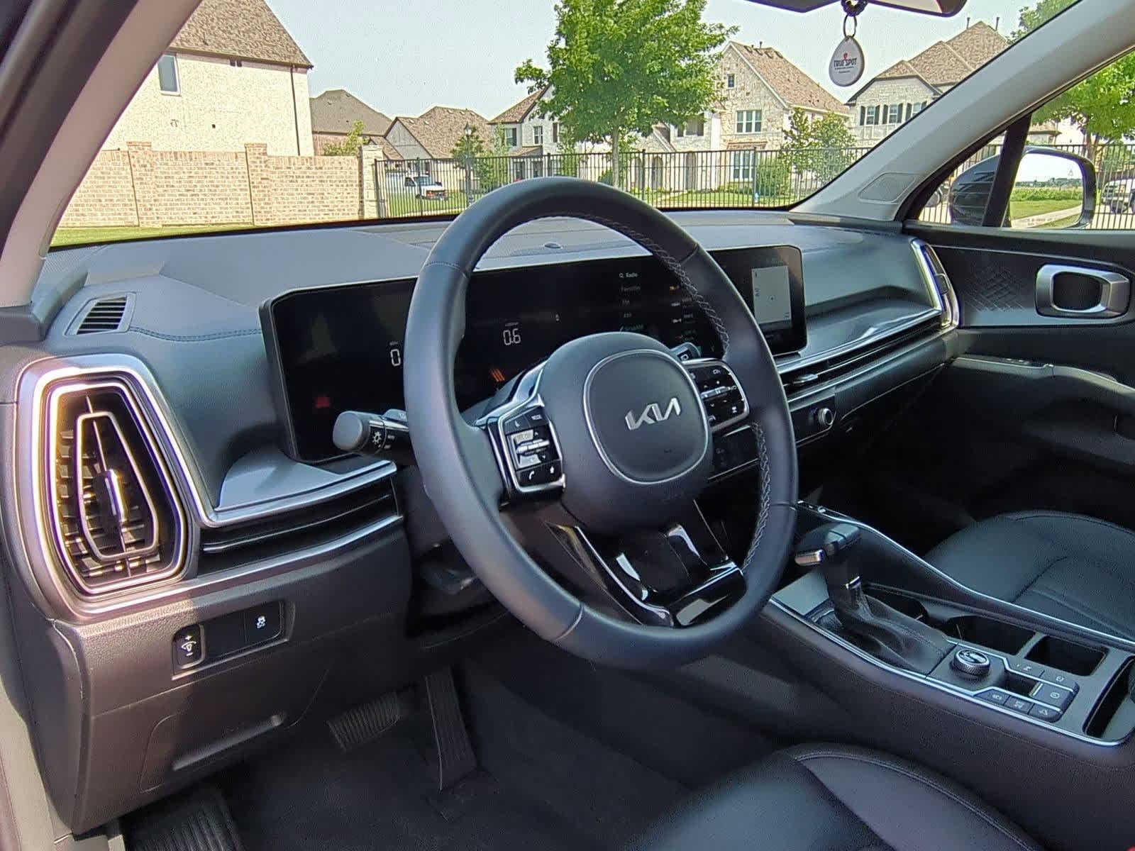 2025 Kia Sorento S 2