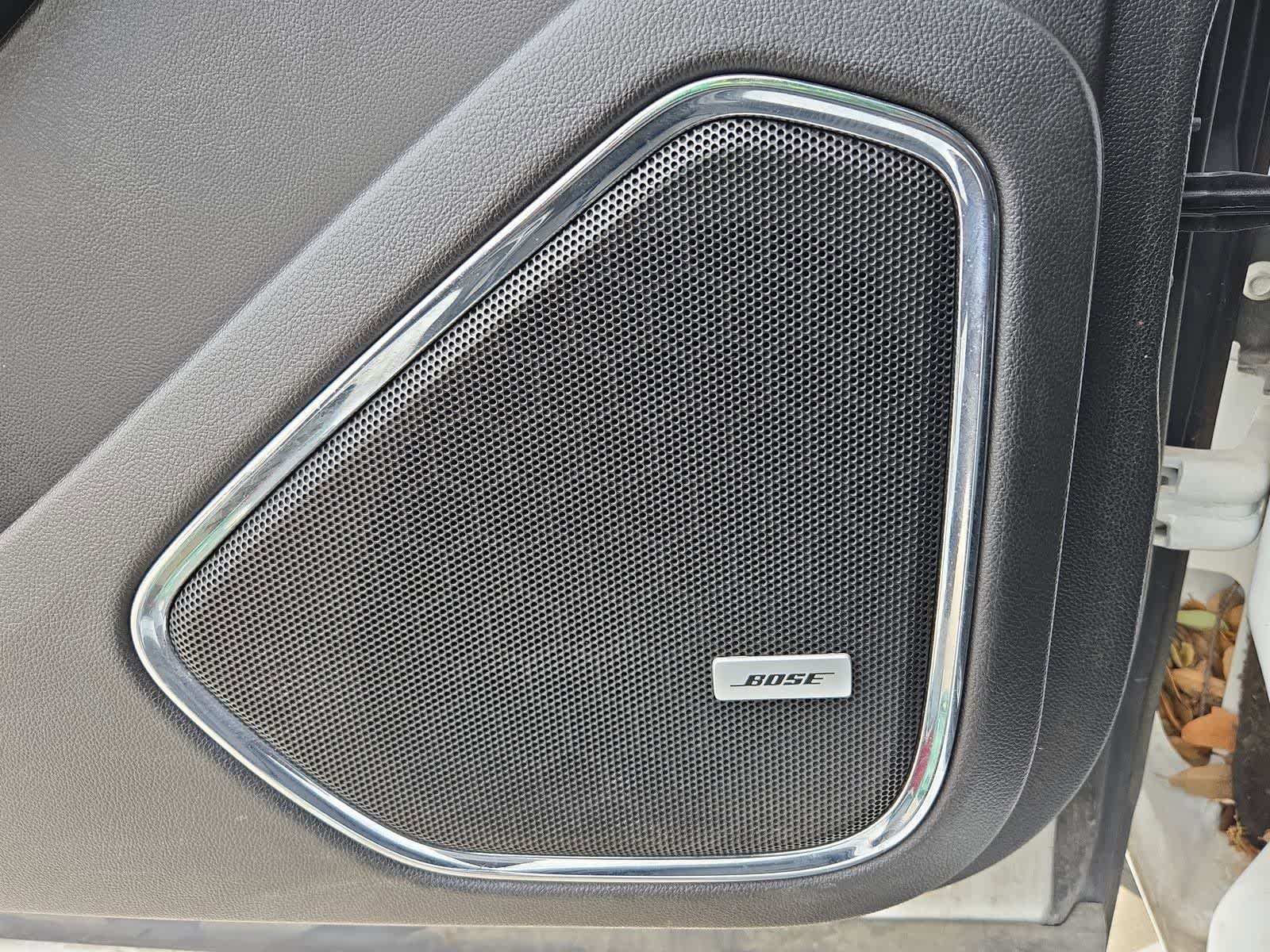 Thumbnail: 2015 Chevrolet Tahoe - 30