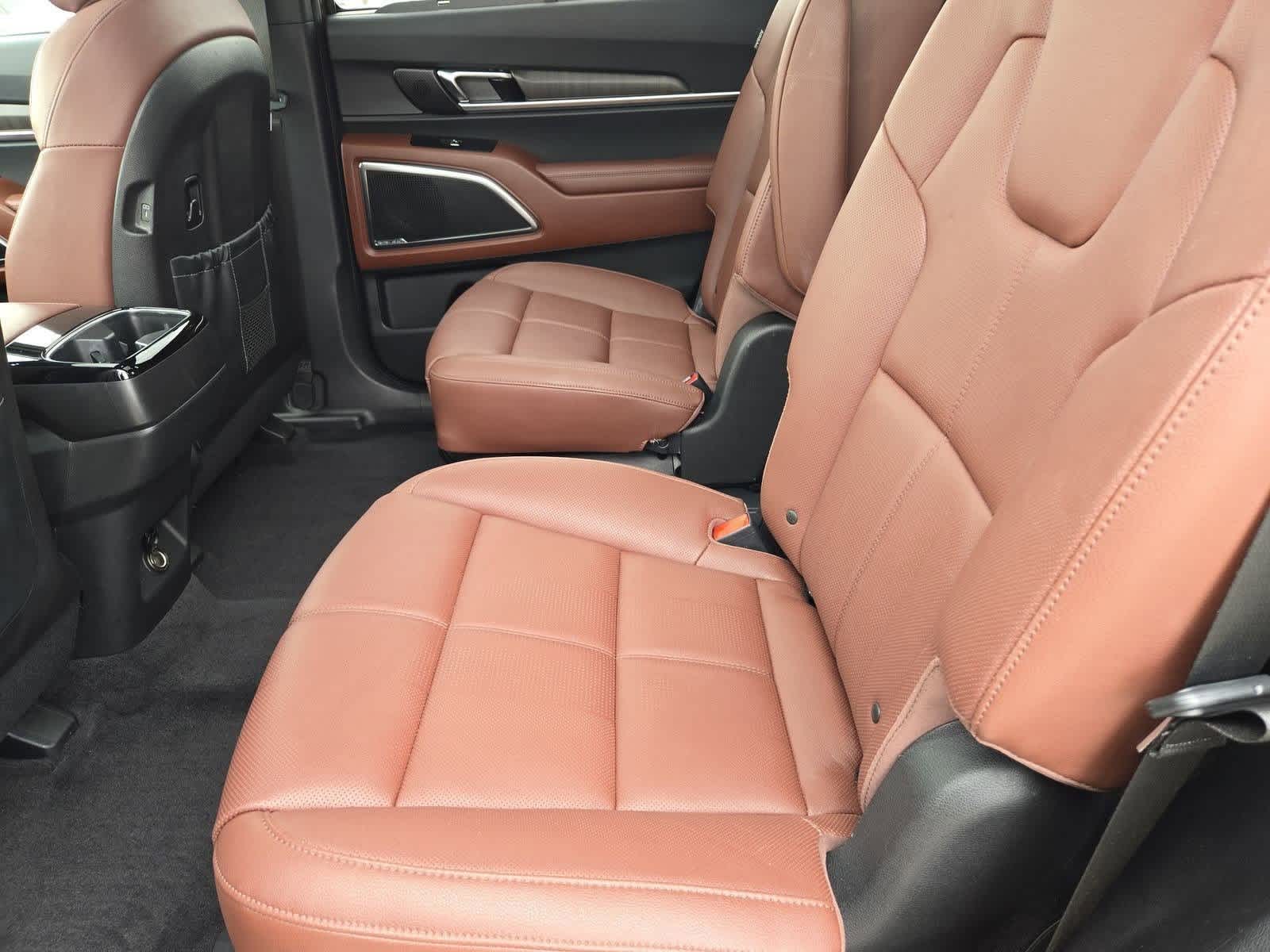 Thumbnail: 2023 Kia Telluride - 19