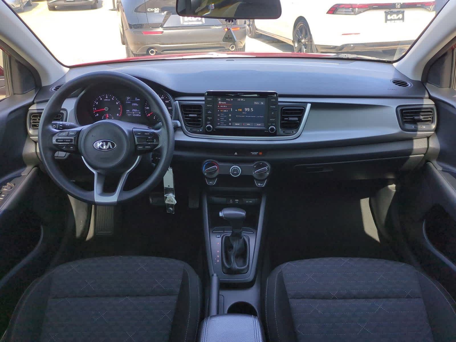 Thumbnail: 2019 Kia Rio - 14