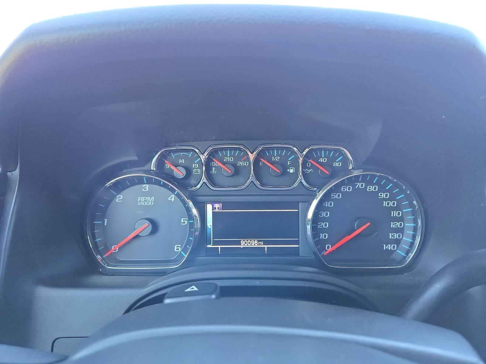 Thumbnail: 2019 Chevrolet Tahoe - 31