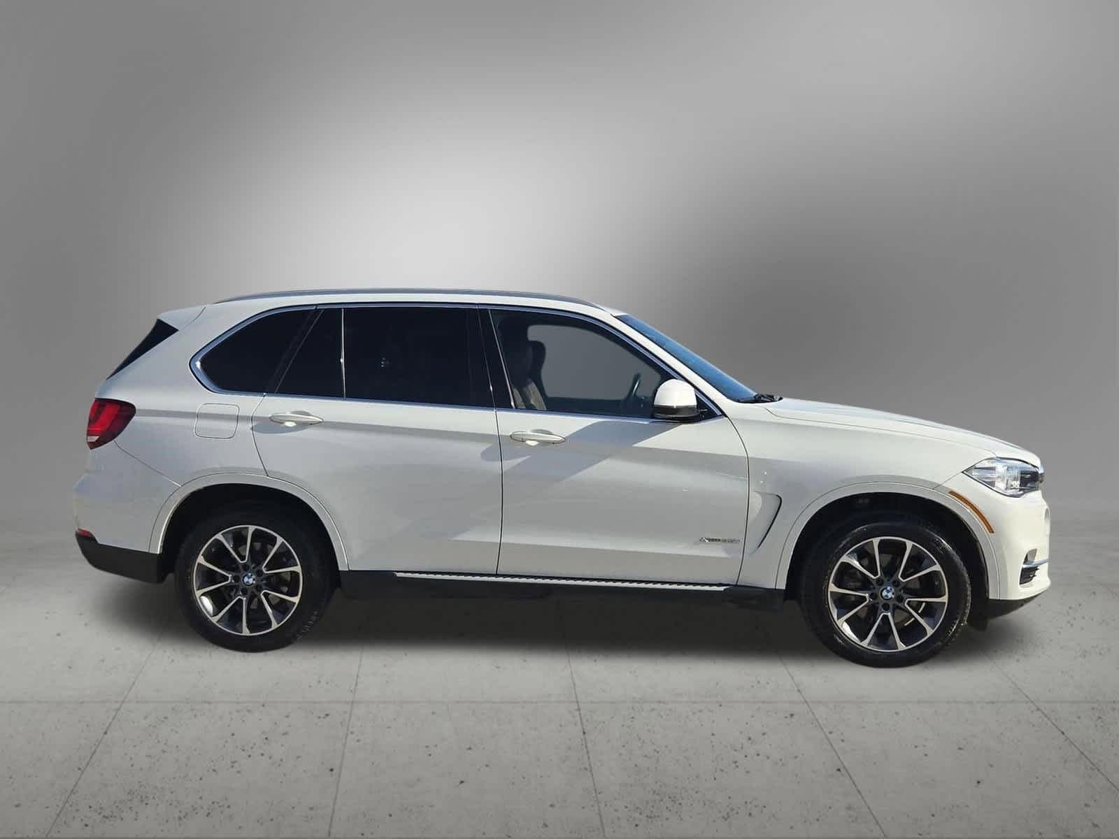 Thumbnail: 2017 BMW X5 - 7