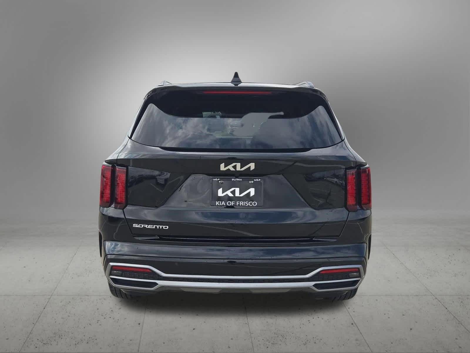 Thumbnail: 2023 Kia Sorento - 5