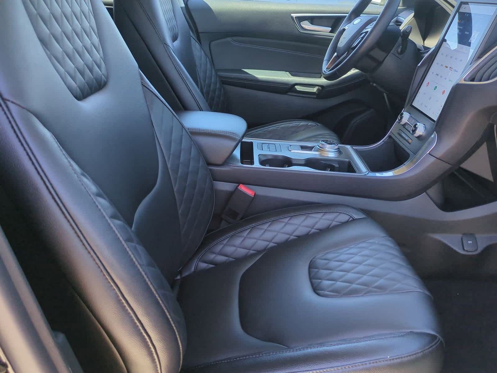 Thumbnail: 2024 Ford Edge - 21