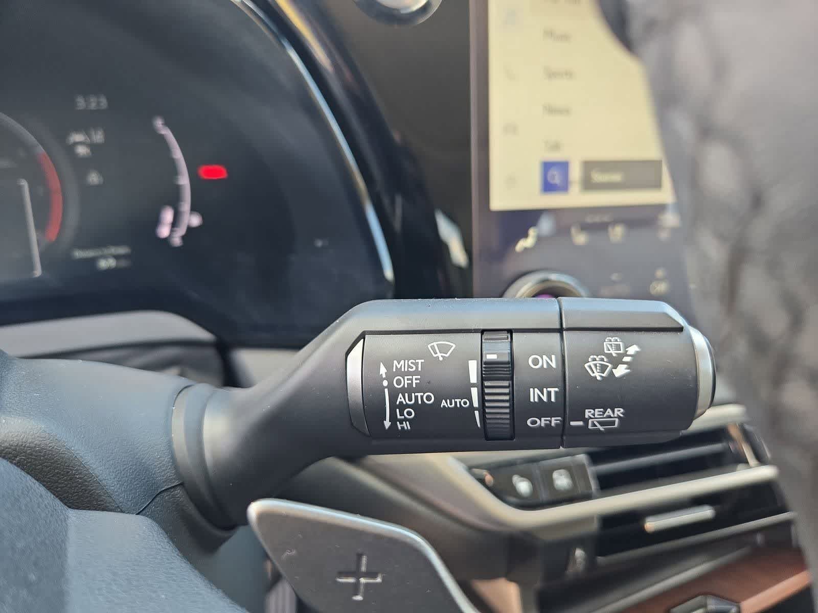 Thumbnail: 2023 Lexus RX - 25