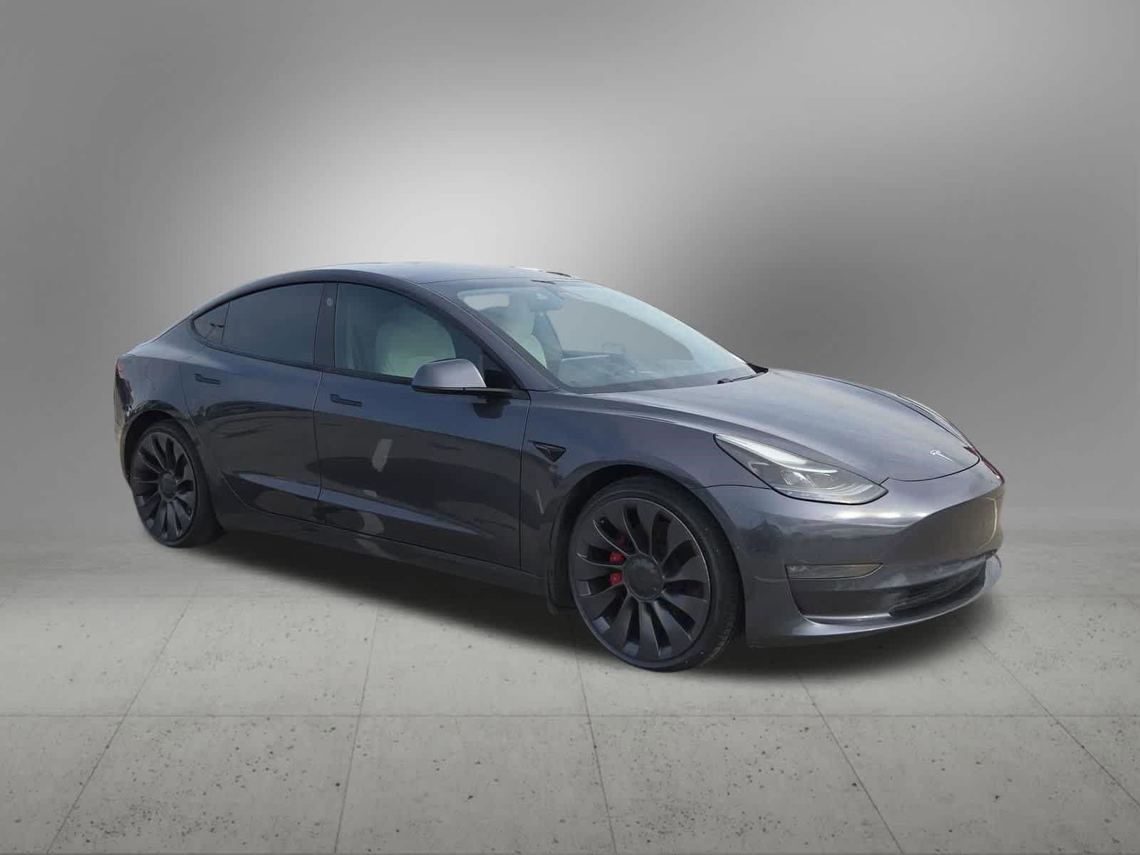 Thumbnail: 2021 Tesla Model 3 - 8