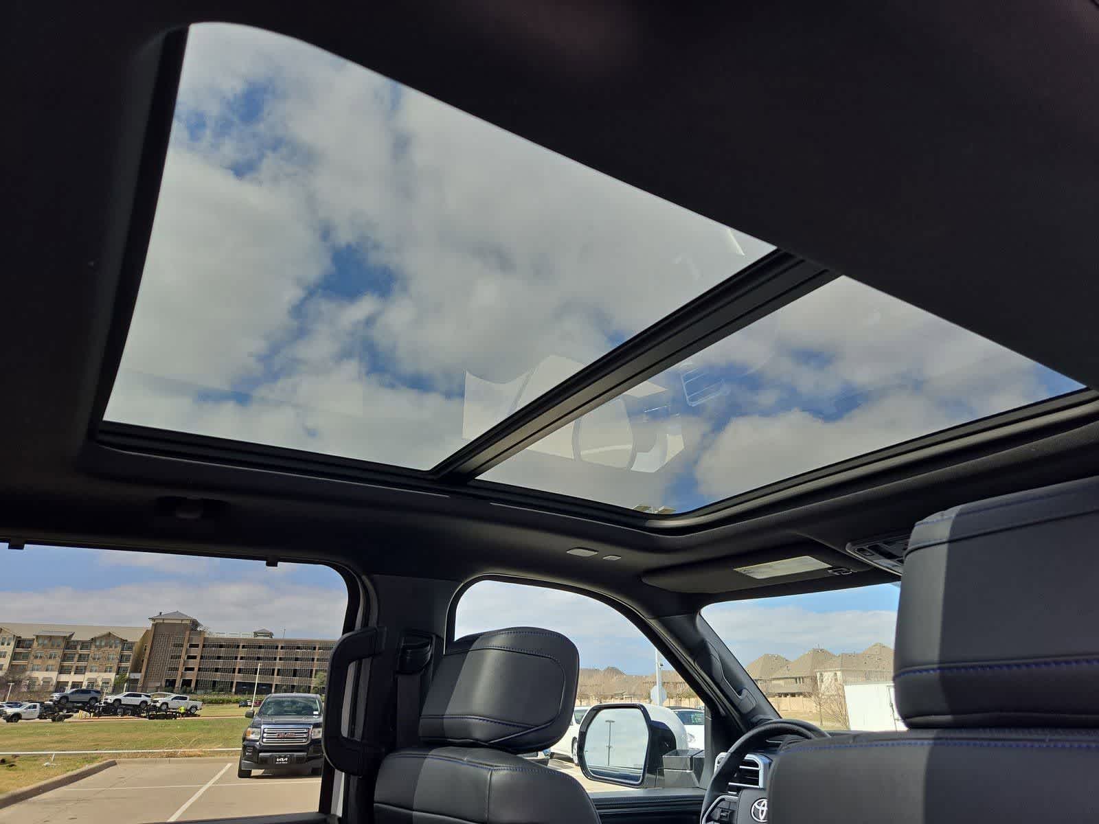 Thumbnail: 2023 Toyota Tundra - 21