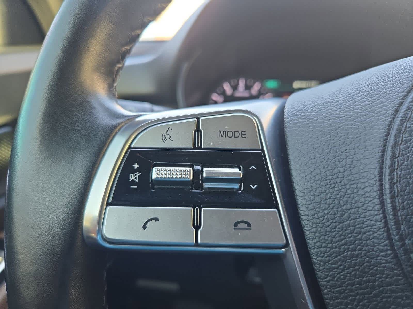 Thumbnail: 2020 Kia Telluride - 24