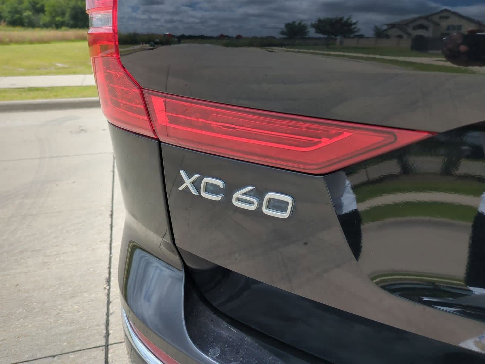 Thumbnail: 2019 Volvo XC60 - 11