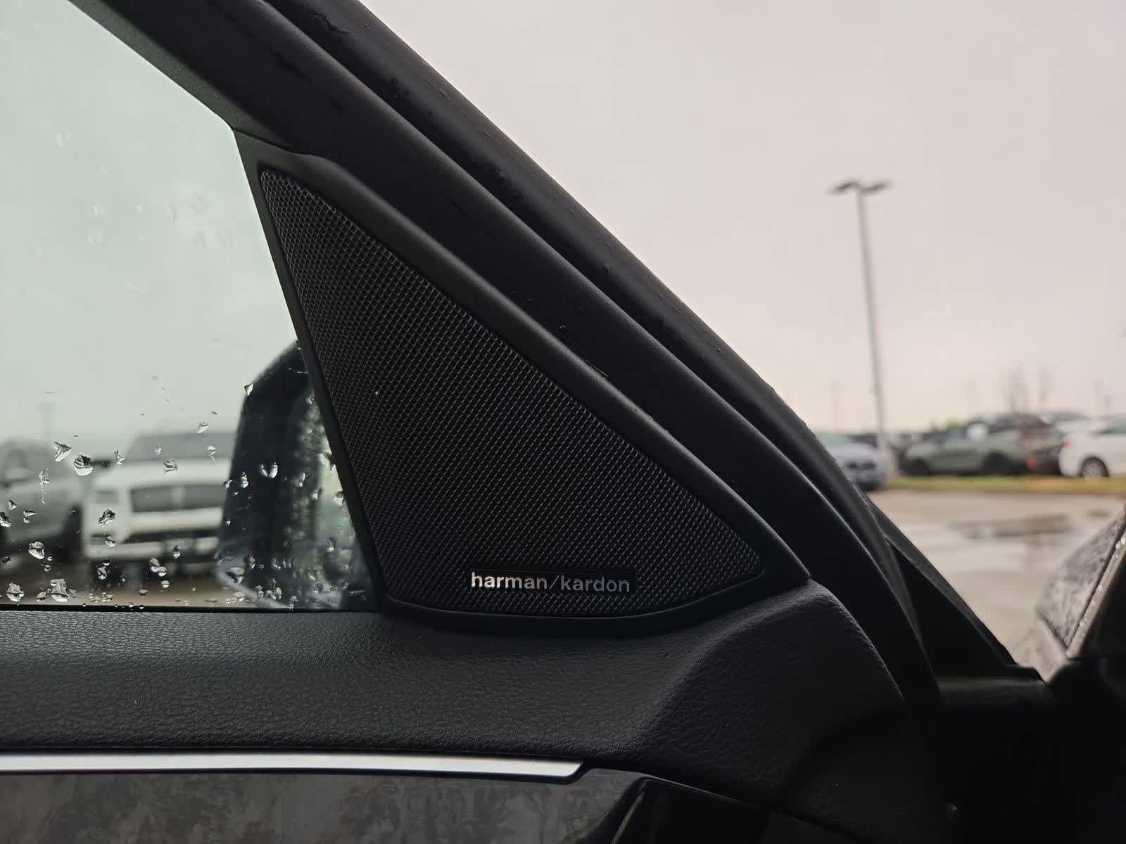 Thumbnail: 2011 Mercedes-Benz E-Class - 30