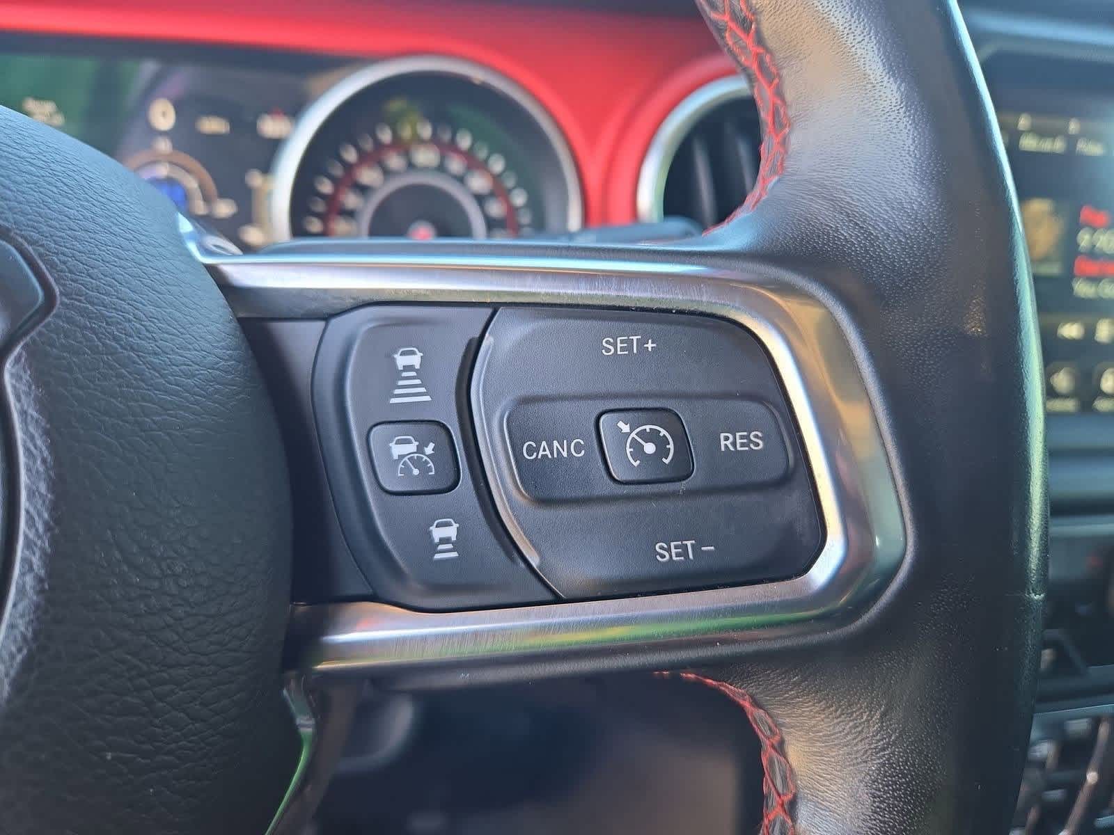 Thumbnail: 2020 Jeep Gladiator - 22