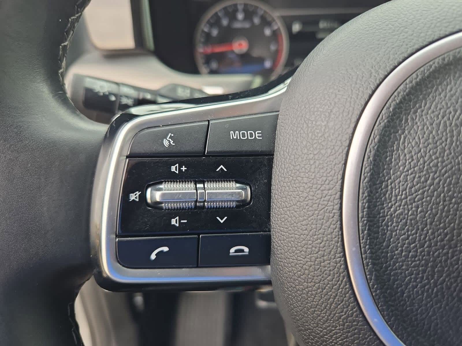 Thumbnail: 2022 Kia Sorento - 29