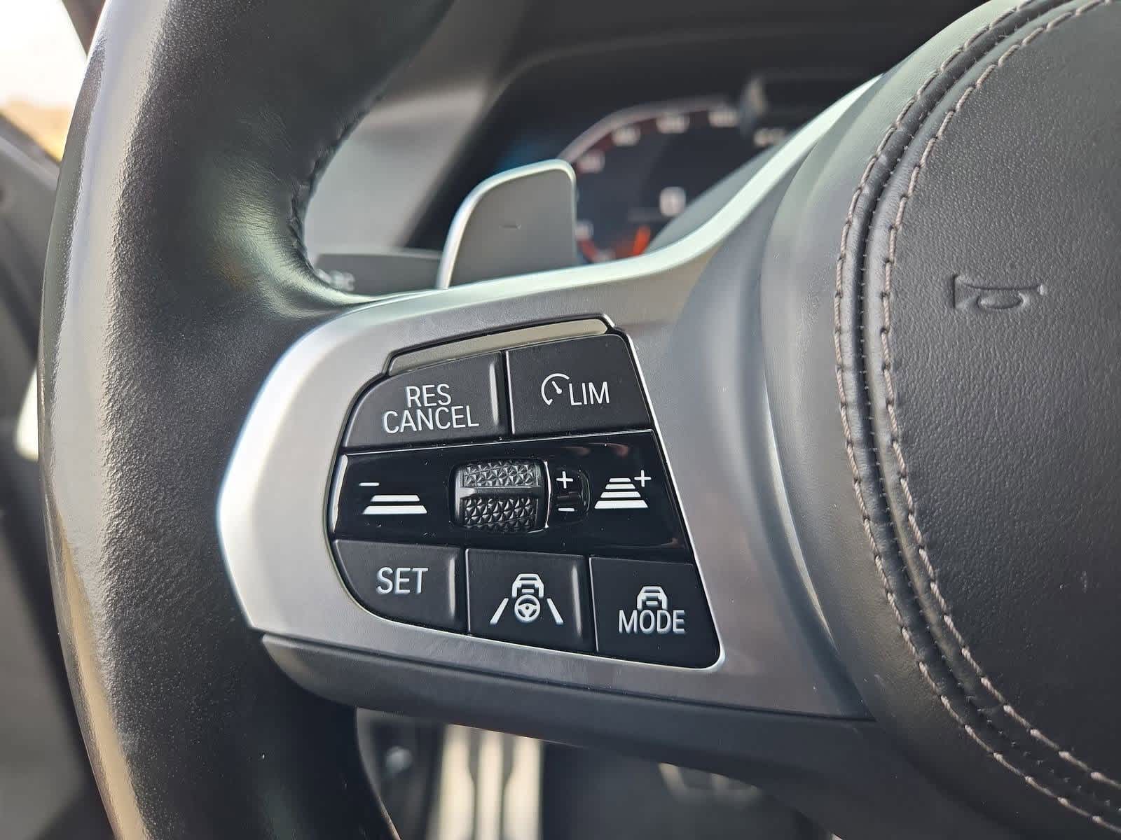 Thumbnail: 2022 BMW X5 - 22