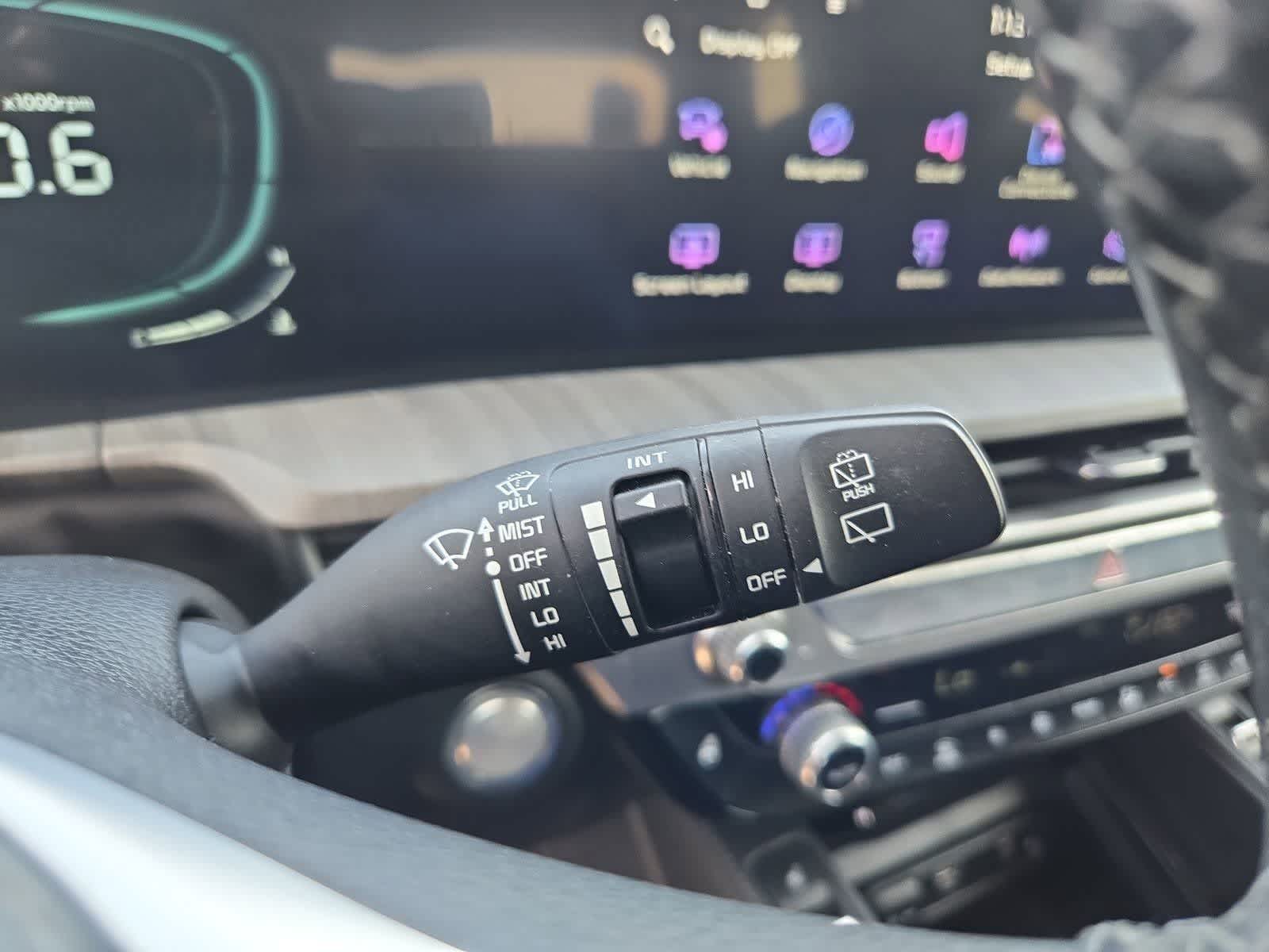 Thumbnail: 2023 Kia Telluride - 25