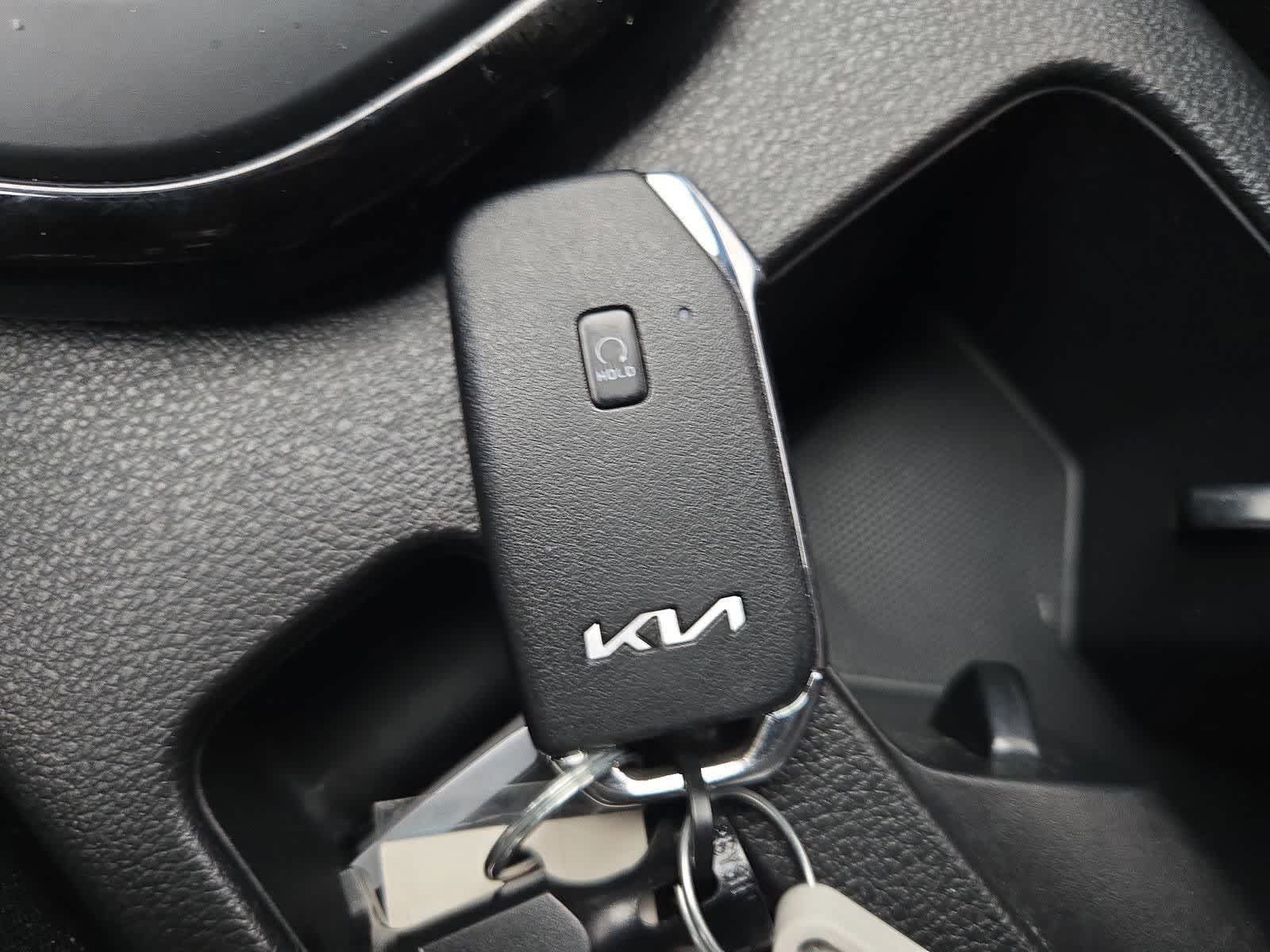 Thumbnail: 2023 Kia Forte - 33