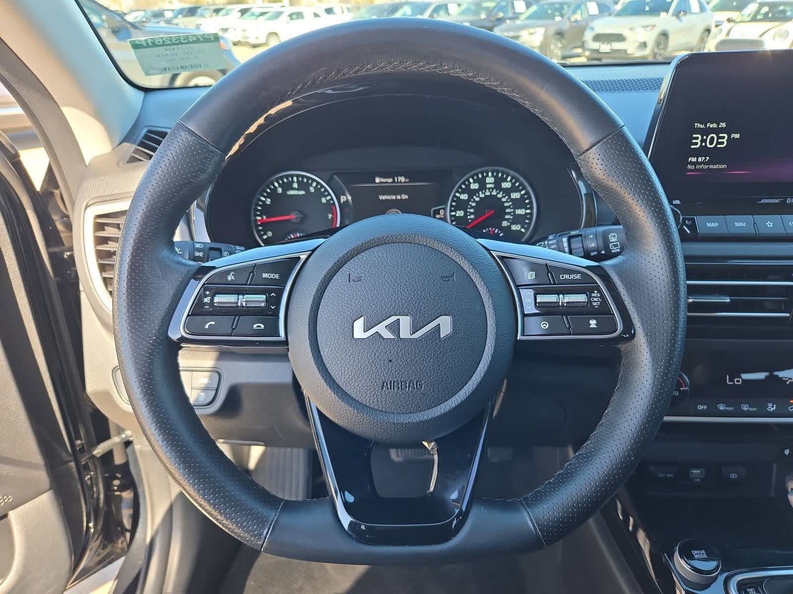 Thumbnail: 2023 Kia Seltos - 22