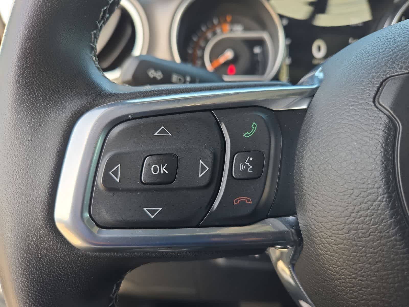 Thumbnail: 2023 Jeep Gladiator - 21