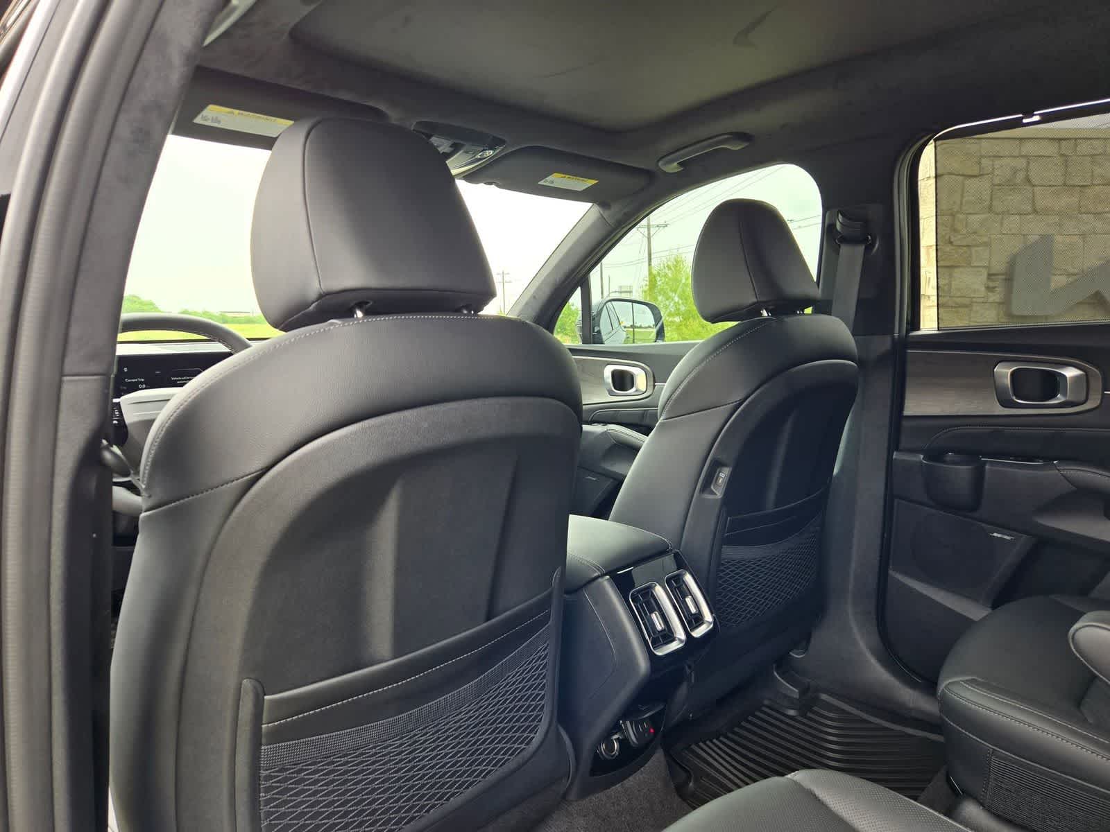 Thumbnail: 2026 Kia Sorento - 15