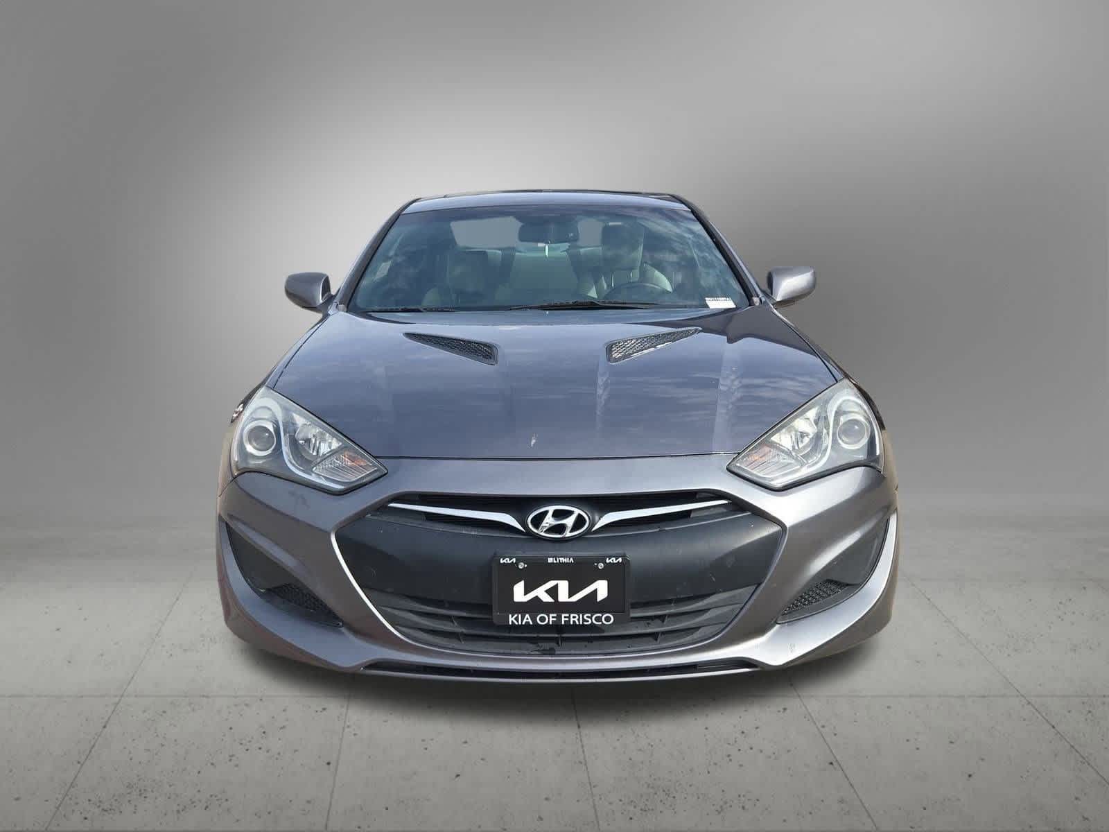 Thumbnail: 2013 Hyundai Genesis - 9