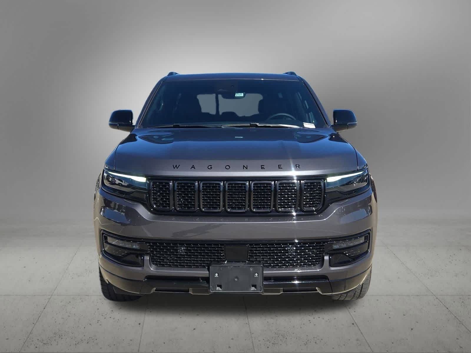 Thumbnail: 2023 Jeep Wagoneer - 9