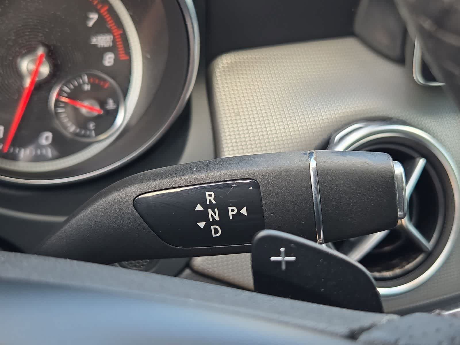 Thumbnail: 2019 Mercedes-Benz GLA - 29