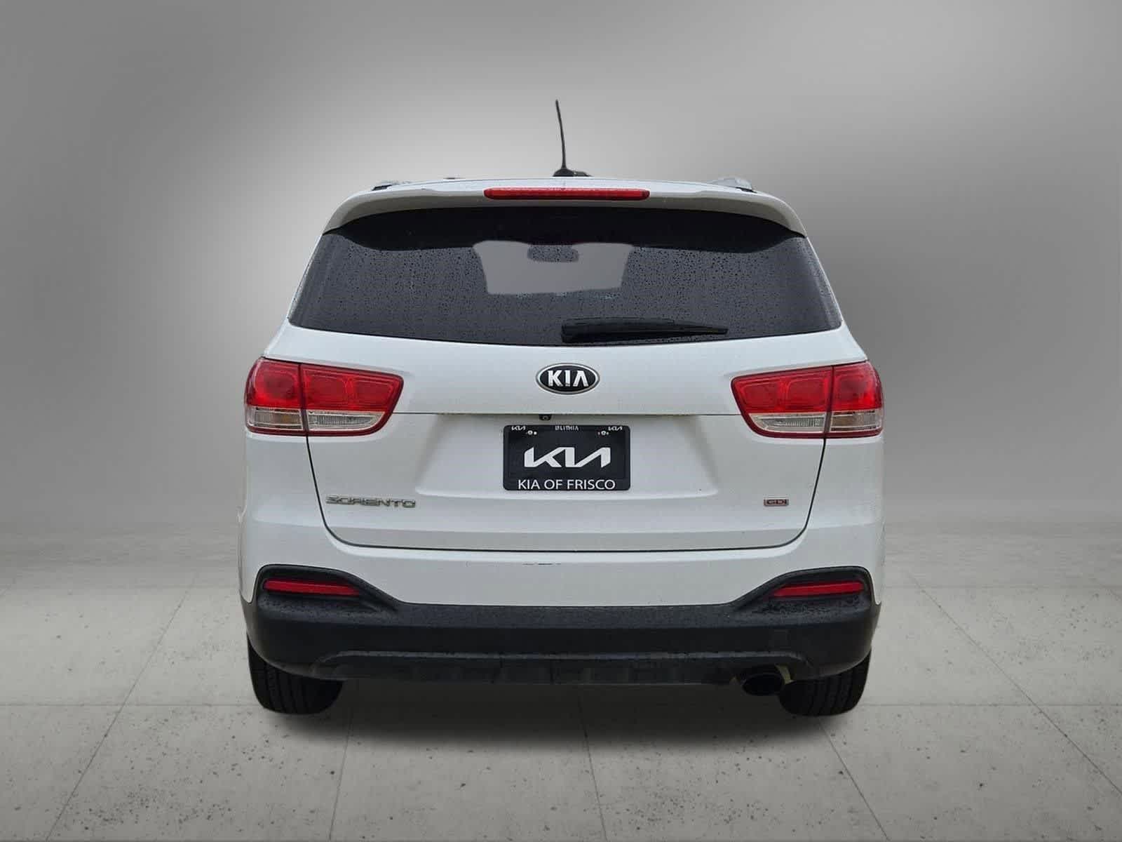 Thumbnail: 2016 Kia Sorento - 5