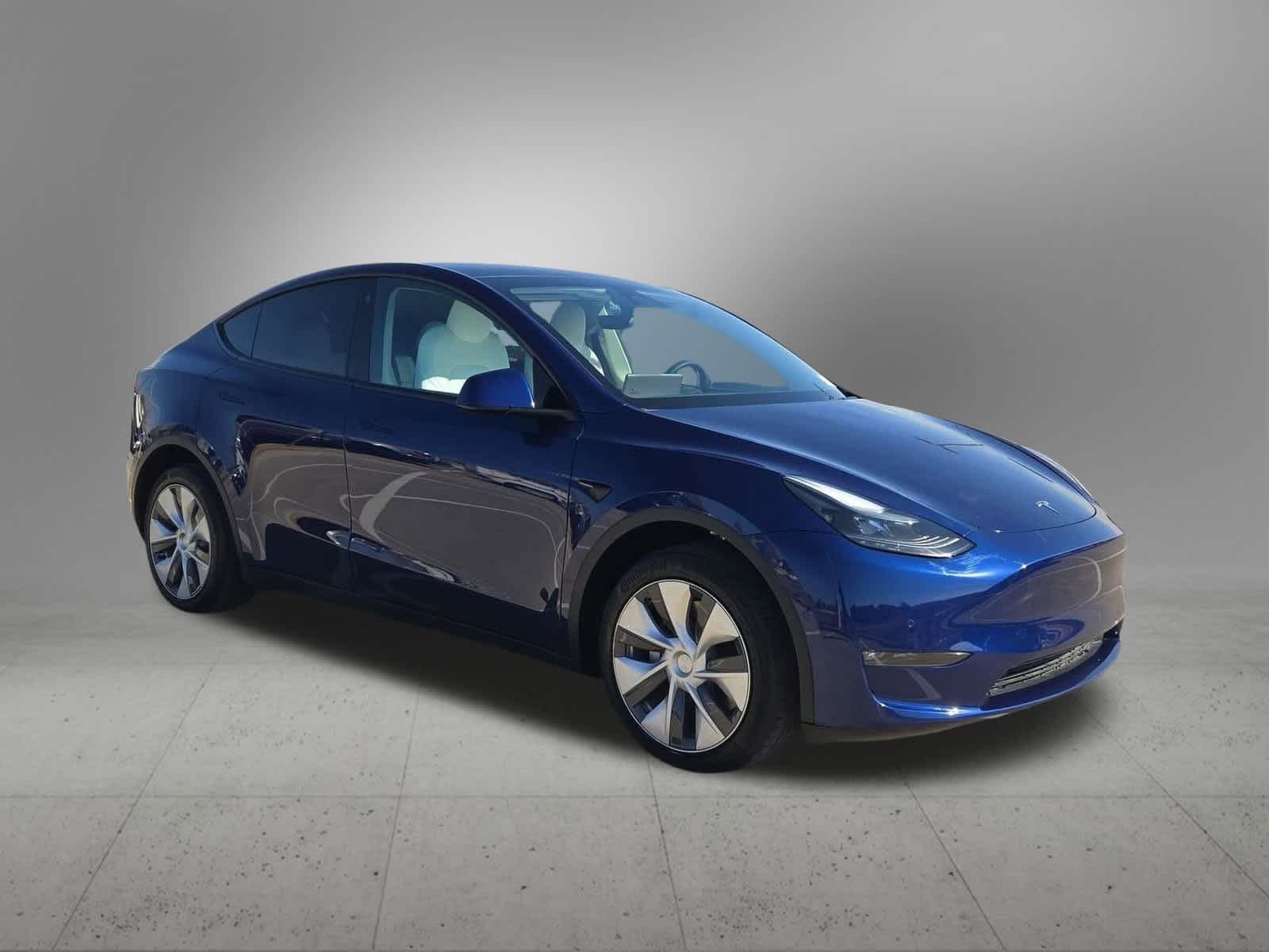 Thumbnail: 2022 Tesla Model Y - 8