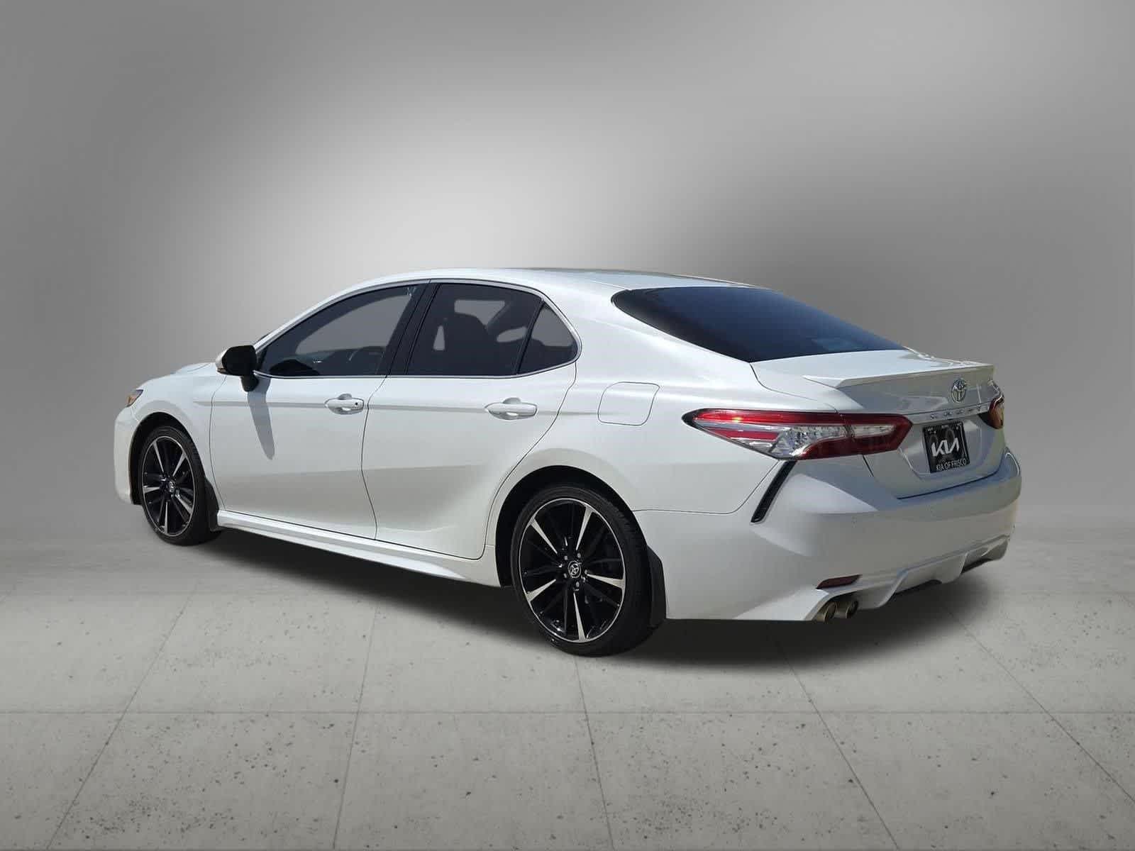 2018 Toyota Camry XSE - Photo 4
