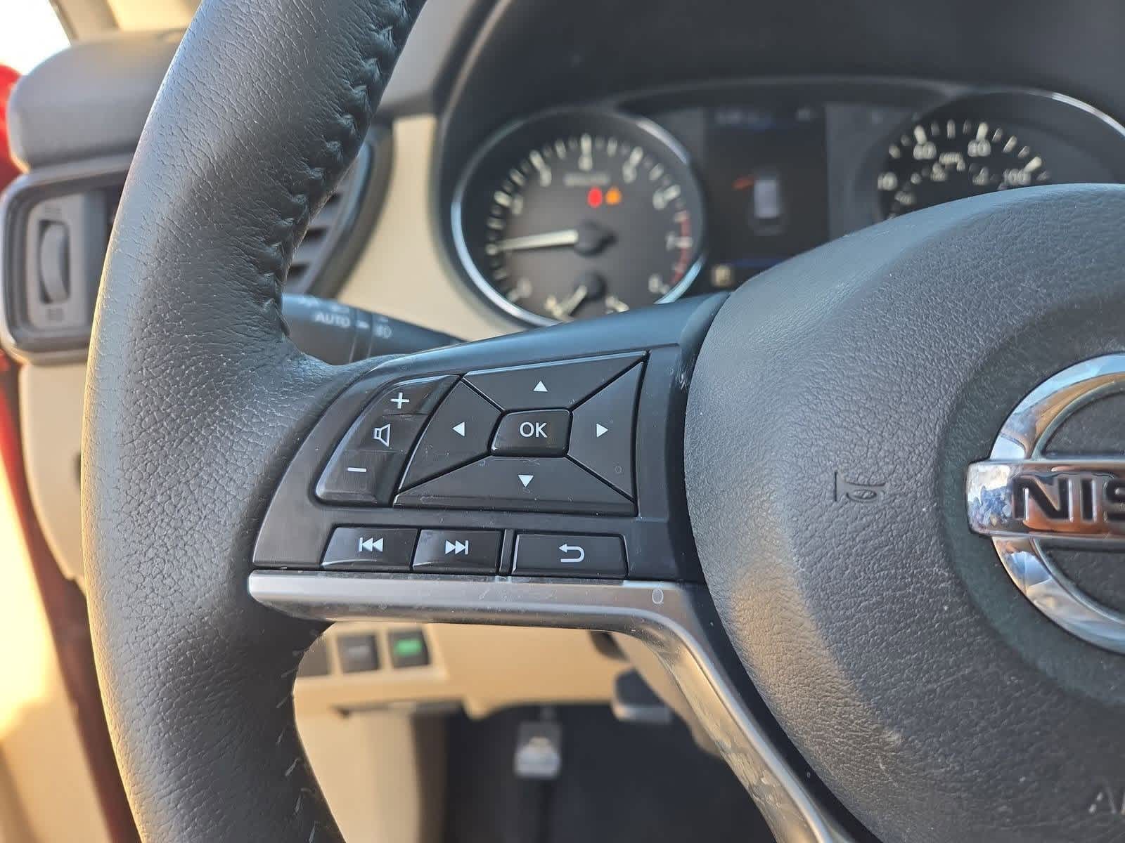 Thumbnail: 2019 Nissan Rogue - 22