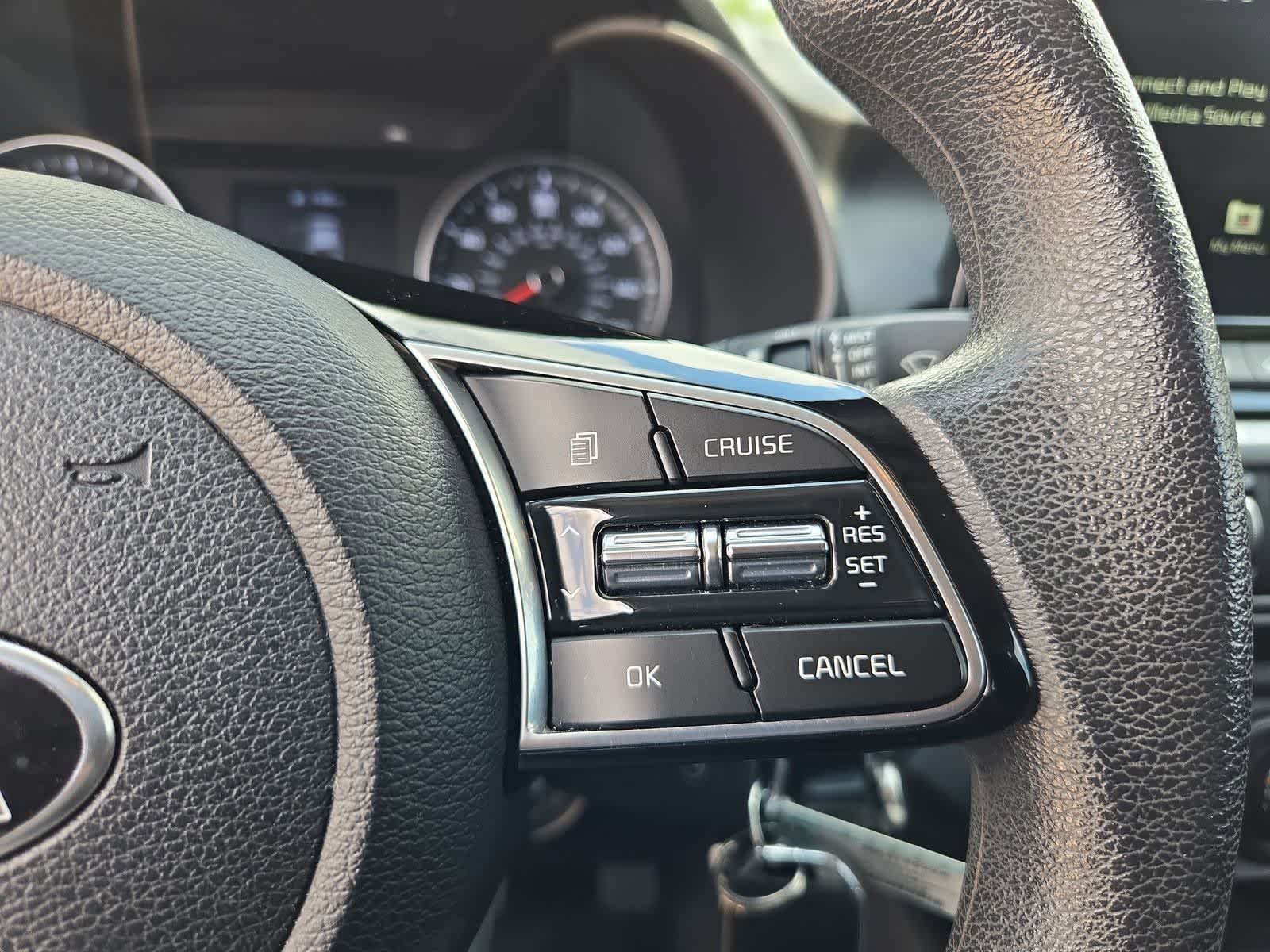 Thumbnail: 2021 Kia Forte - 24