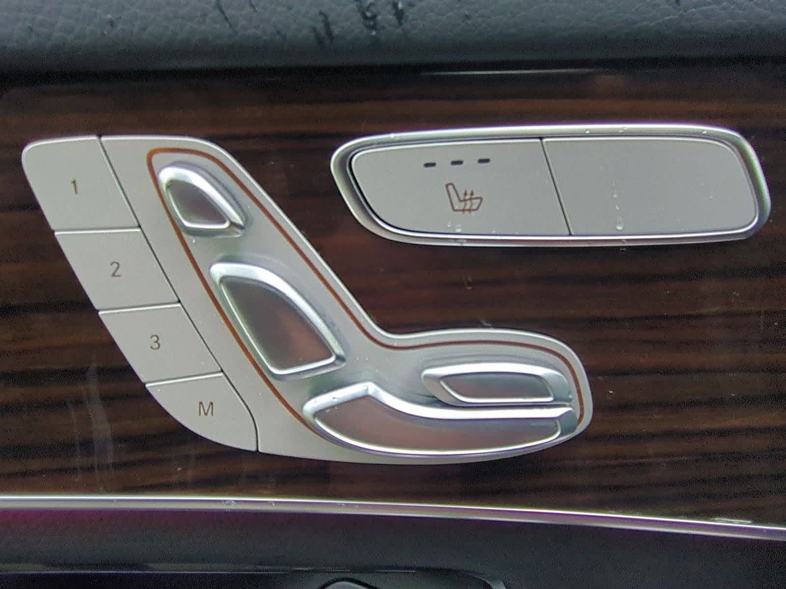 2021 Mercedes-Benz GLC 300 16