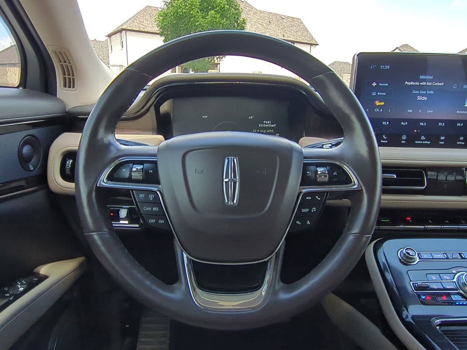Thumbnail: 2022 Lincoln Nautilus - 23