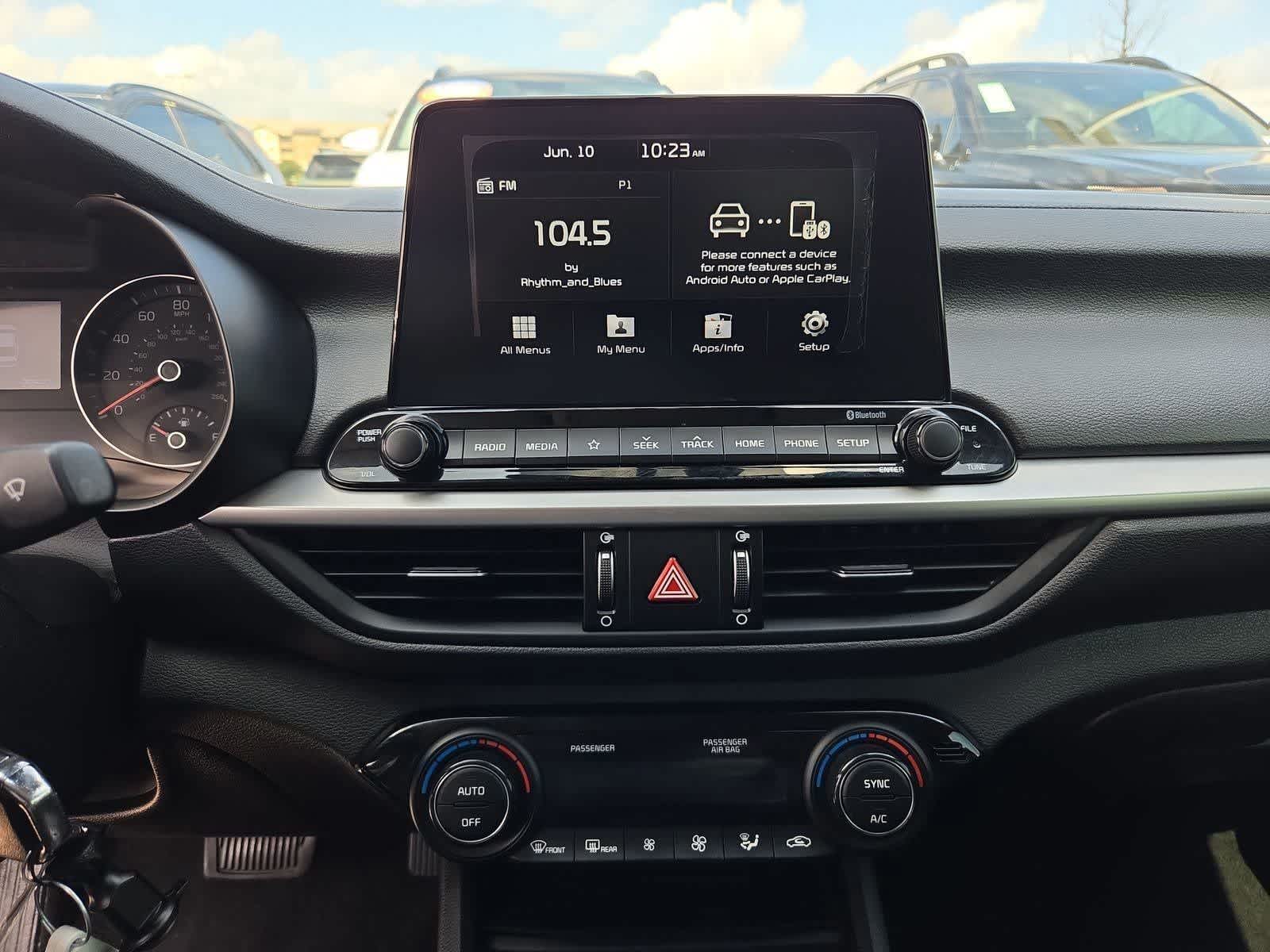 Thumbnail: 2019 Kia Forte - 26