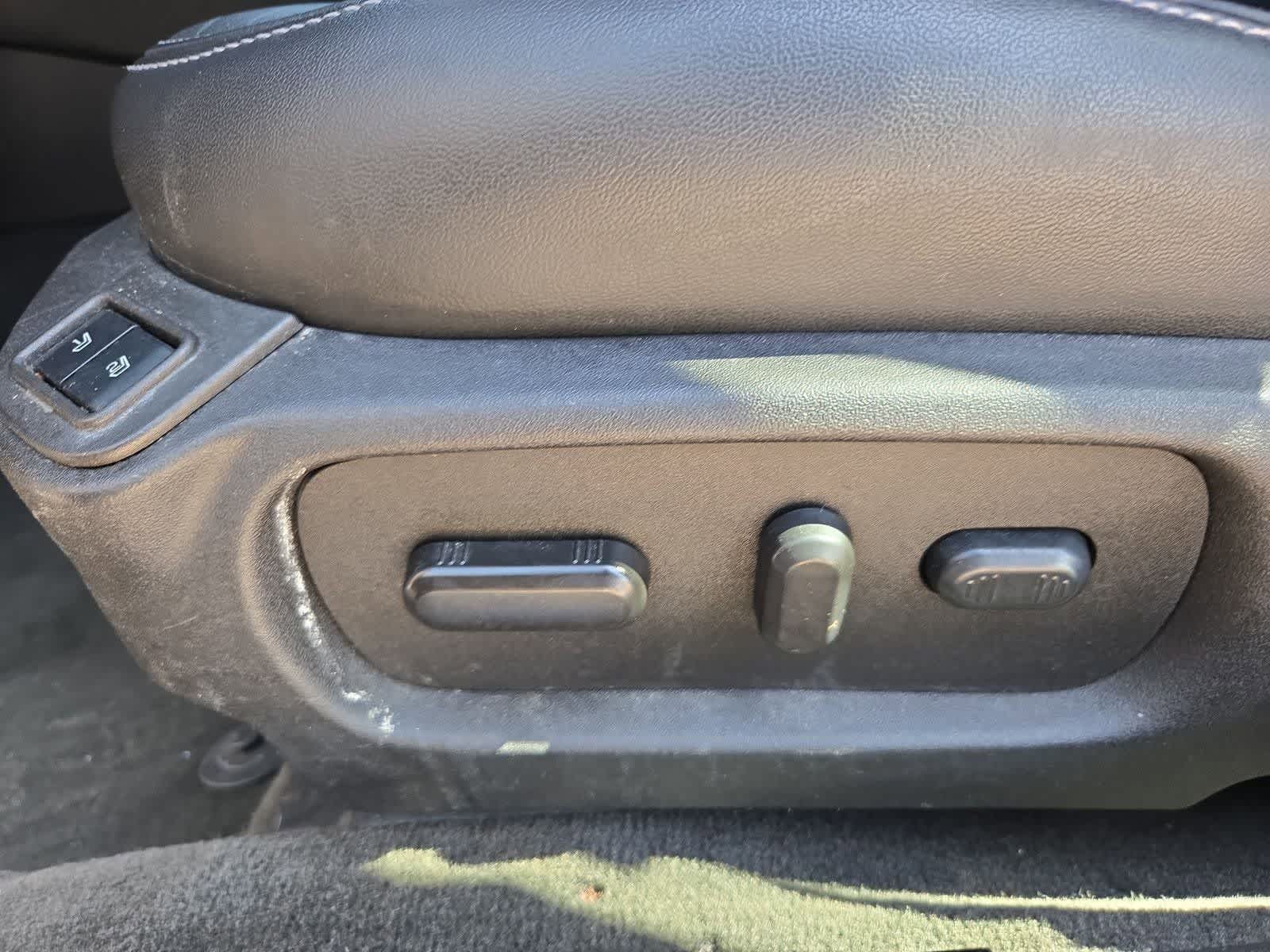 Thumbnail: 2017 Ford Taurus - 15