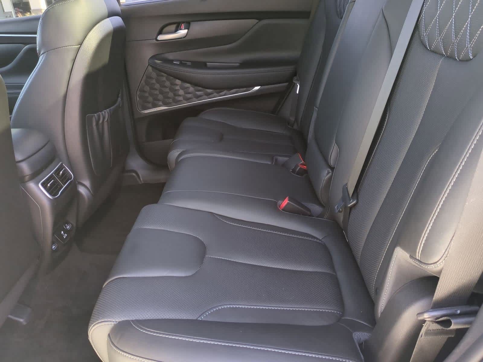 Thumbnail: 2023 Hyundai Santa Fe - 19