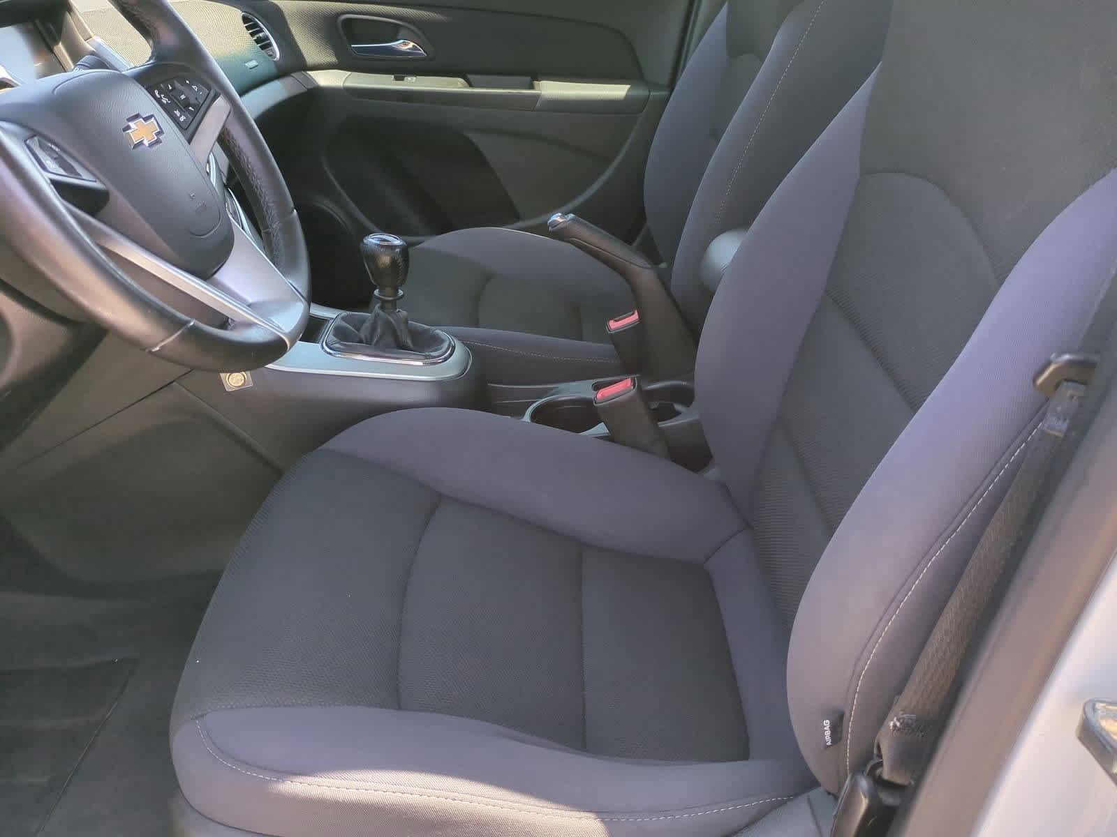 Thumbnail: 2014 Chevrolet Cruze - 15