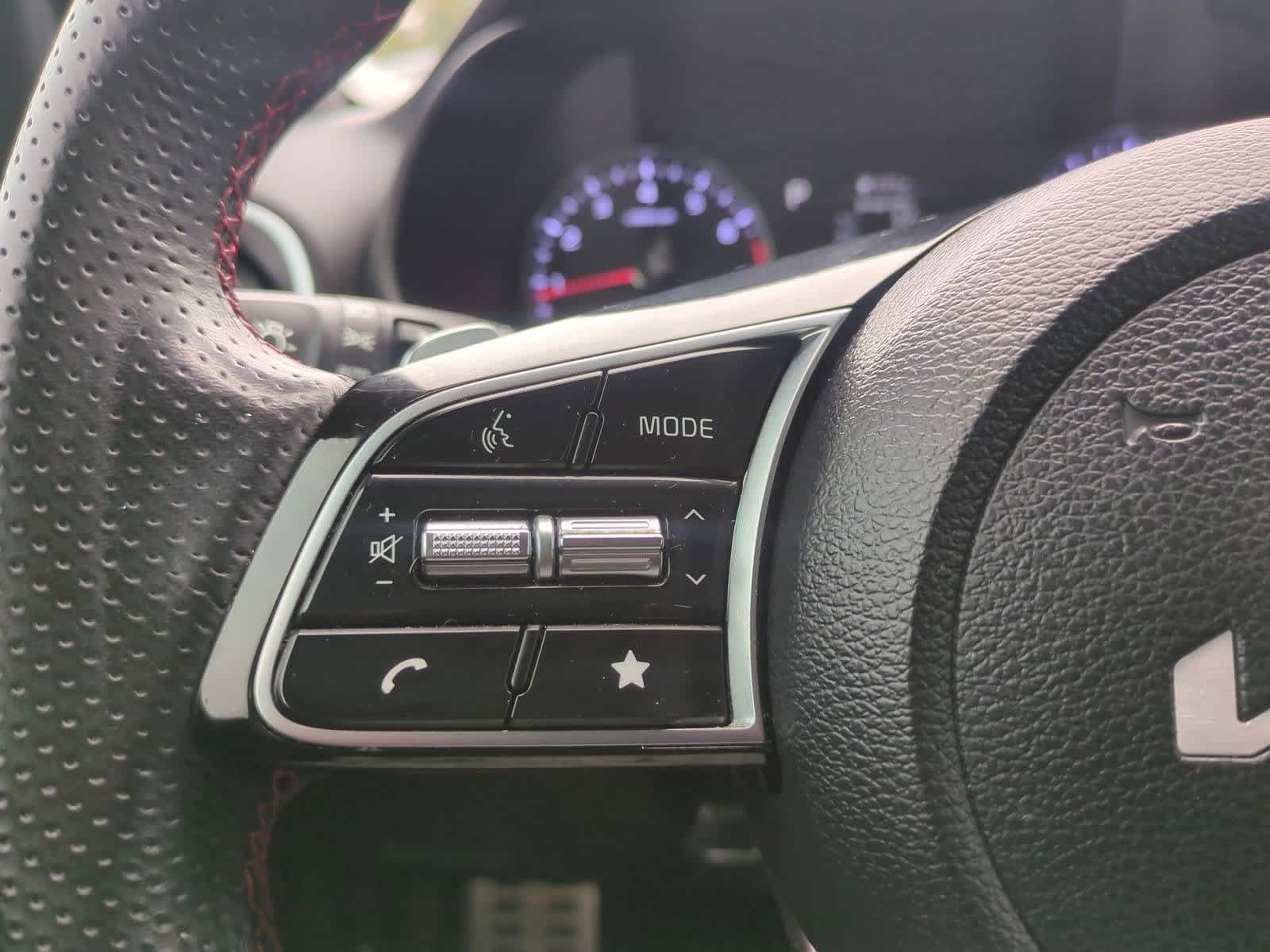 Thumbnail: 2022 Kia Forte - 28